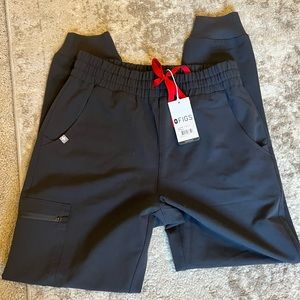 FIGS scrubs Zamora high waisted jogger size S - charcoal LE color